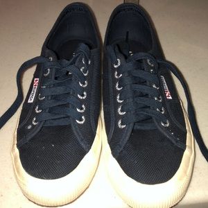 Superga COTU classic.